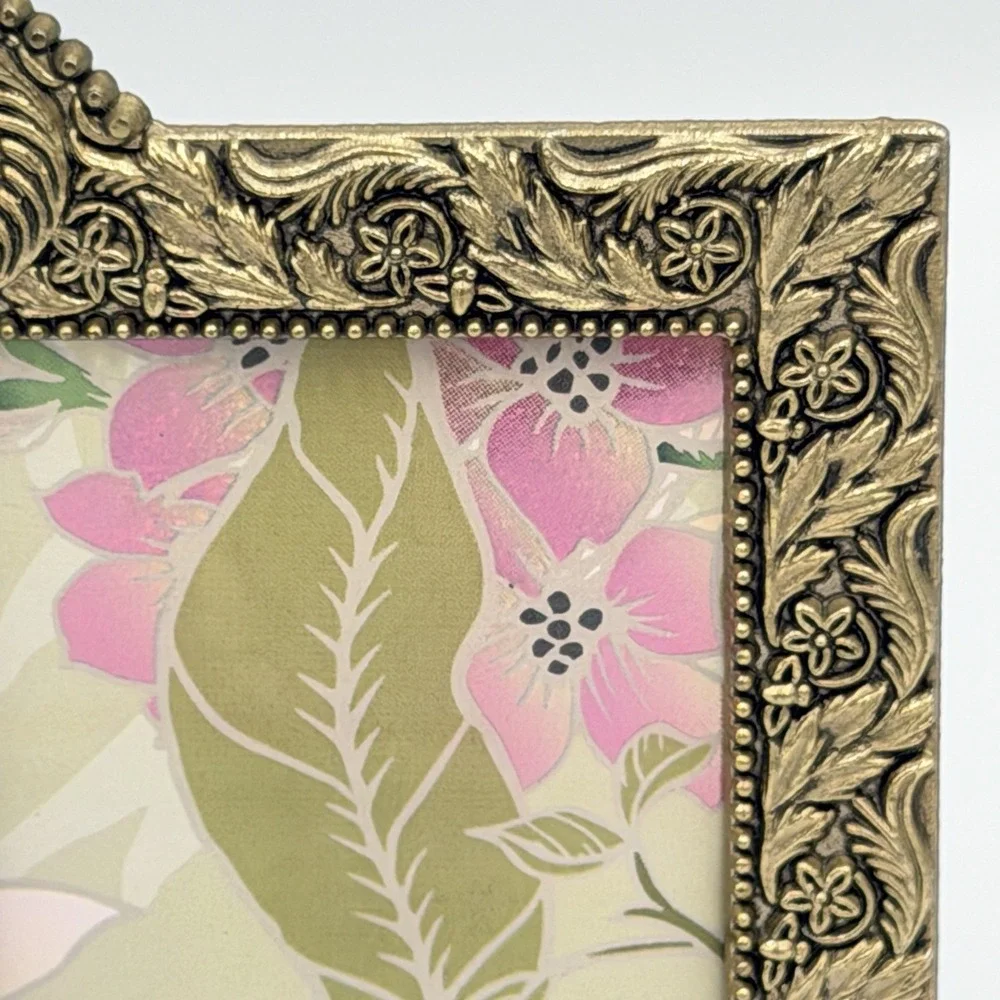 VTG Gold Tone Ornate Double‎ Picture Frame Floral Baroque Hollywood Regency